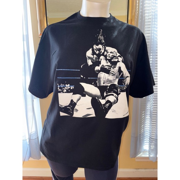 WWE Other - WWE Undertaker vs Stone Cold Steve Austin Graphic T-Shirt Mens Black Wrestling
